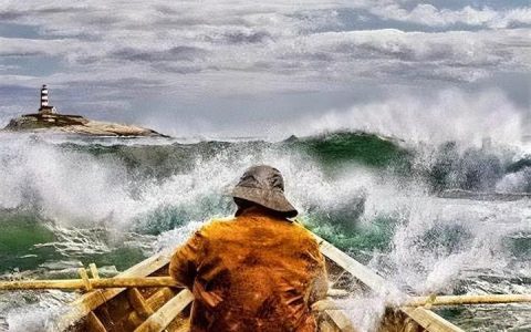 从“浪里渔夫”到“江上卫士”——  一个长江渔民的五年转身