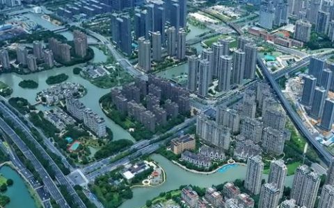 从“规建管”视角看城市能级提升