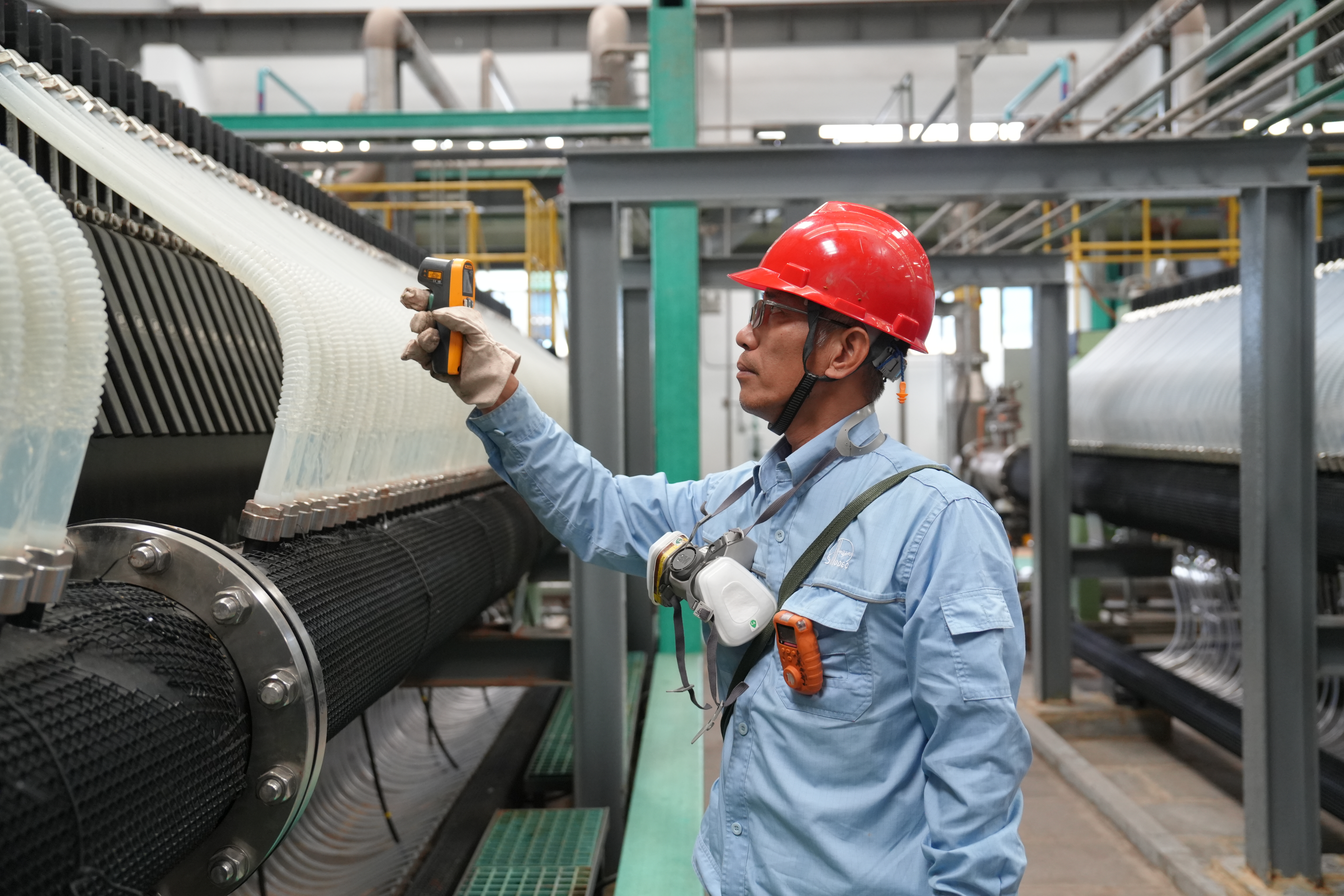 江汉盐化工生产忙