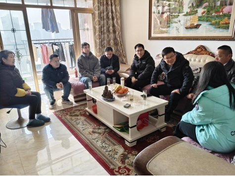 新材化学院开展家访活动