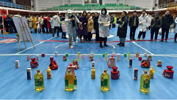 三峡大学2026年教职工迎新春集市活动圆满举行