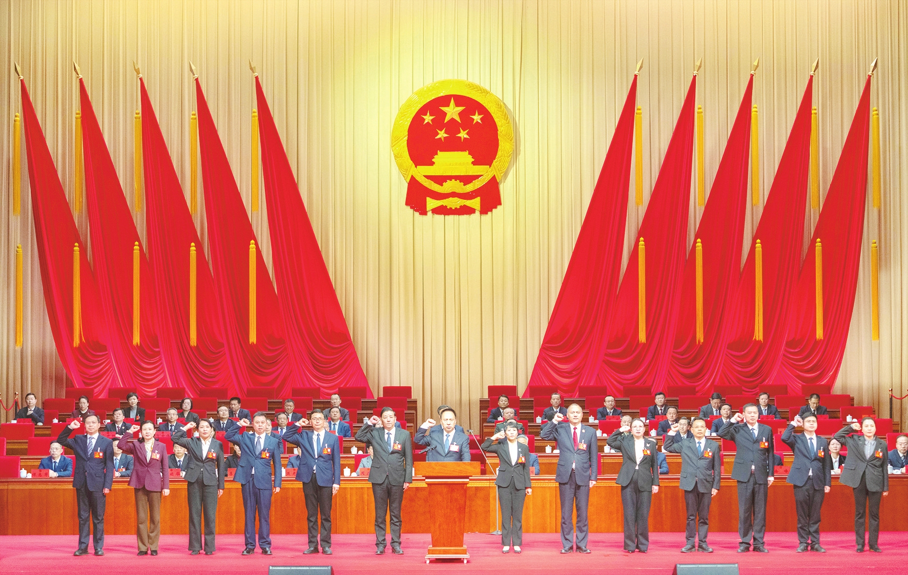 宜昌市第七届人民代表大会第五次会议闭幕