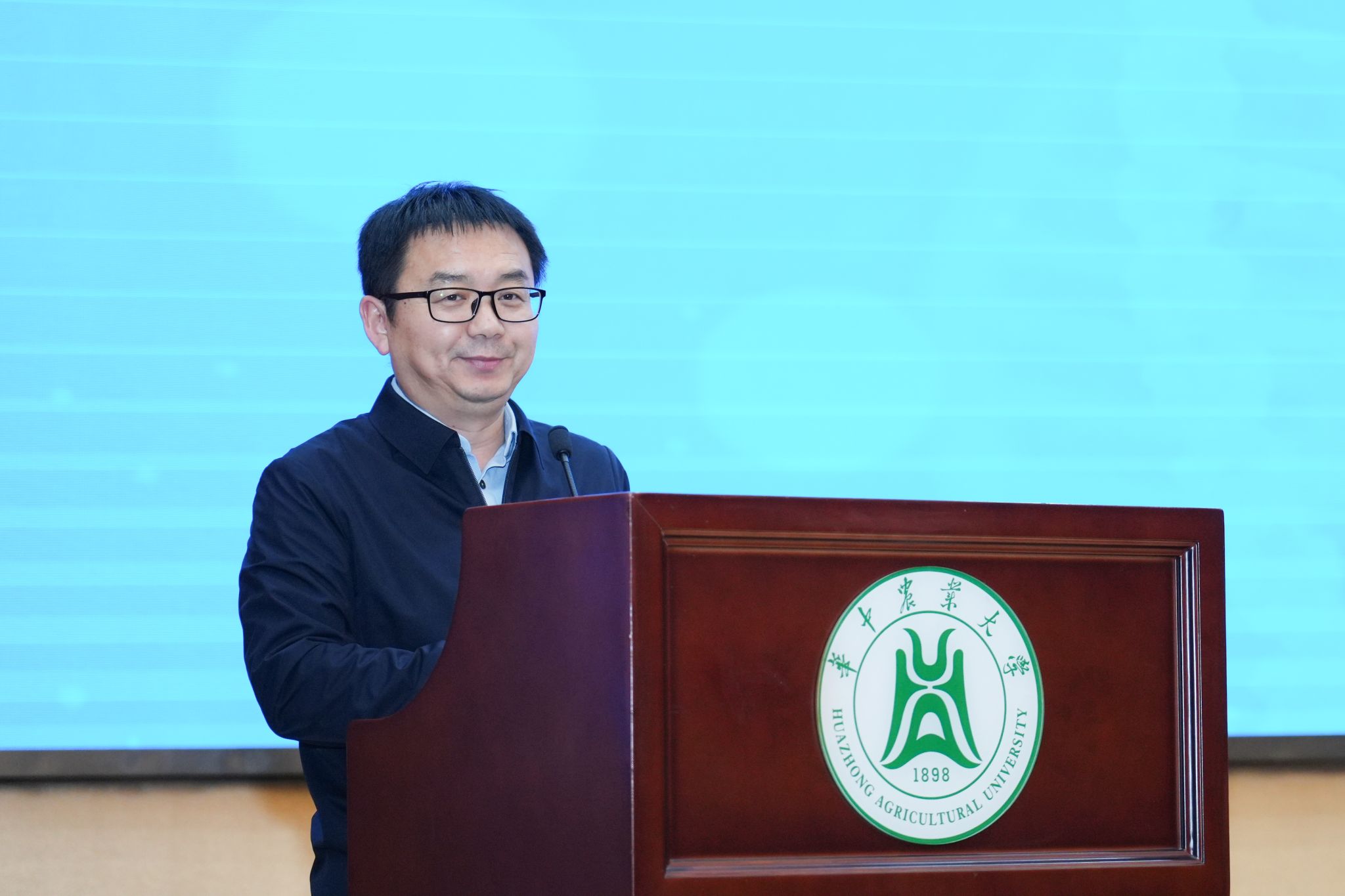 湖北省合成生物科产融合创新战略联盟在华中农业大学成立