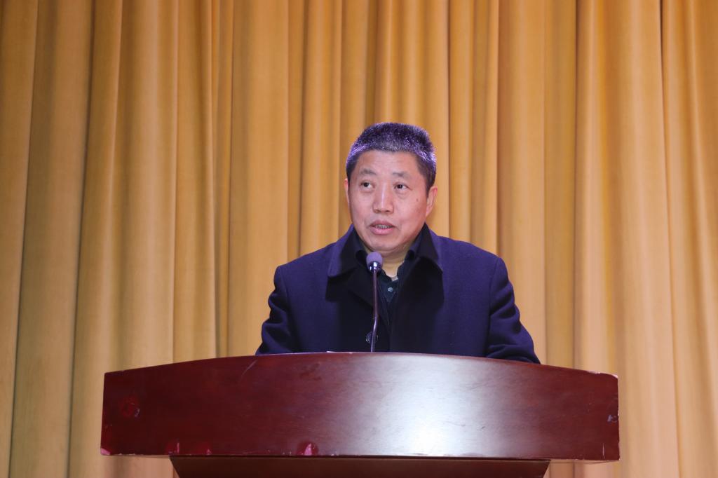 湖北理工学院召开党委理论学习中心组学习（扩大）会议