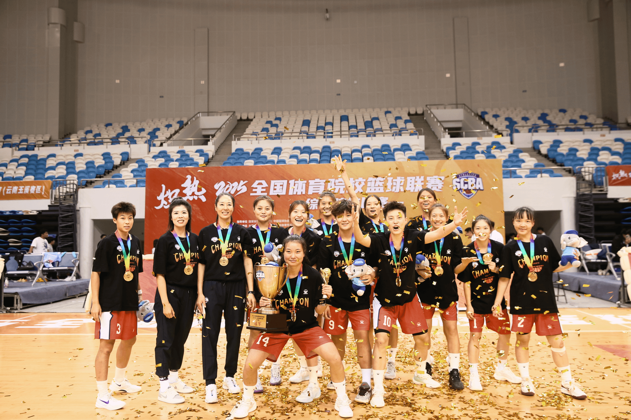 2025年度十大新闻、十大人物、十大图片、十大官微、十大官博、十大视频