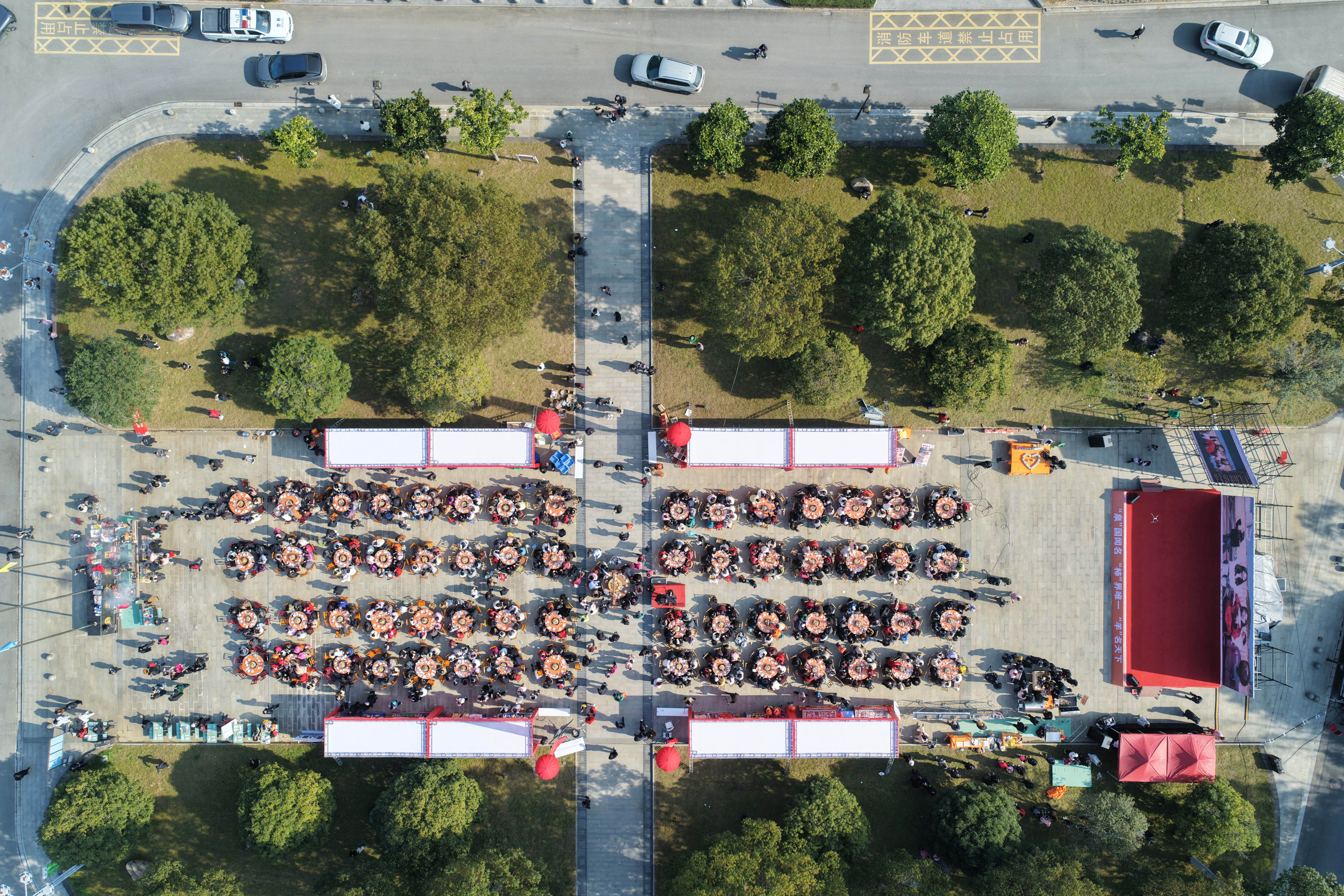 冬季文旅如何“借味出圈”？