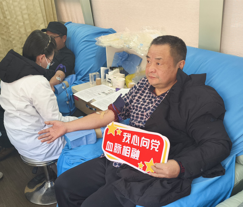 总口管理区组织开展无偿献血活动