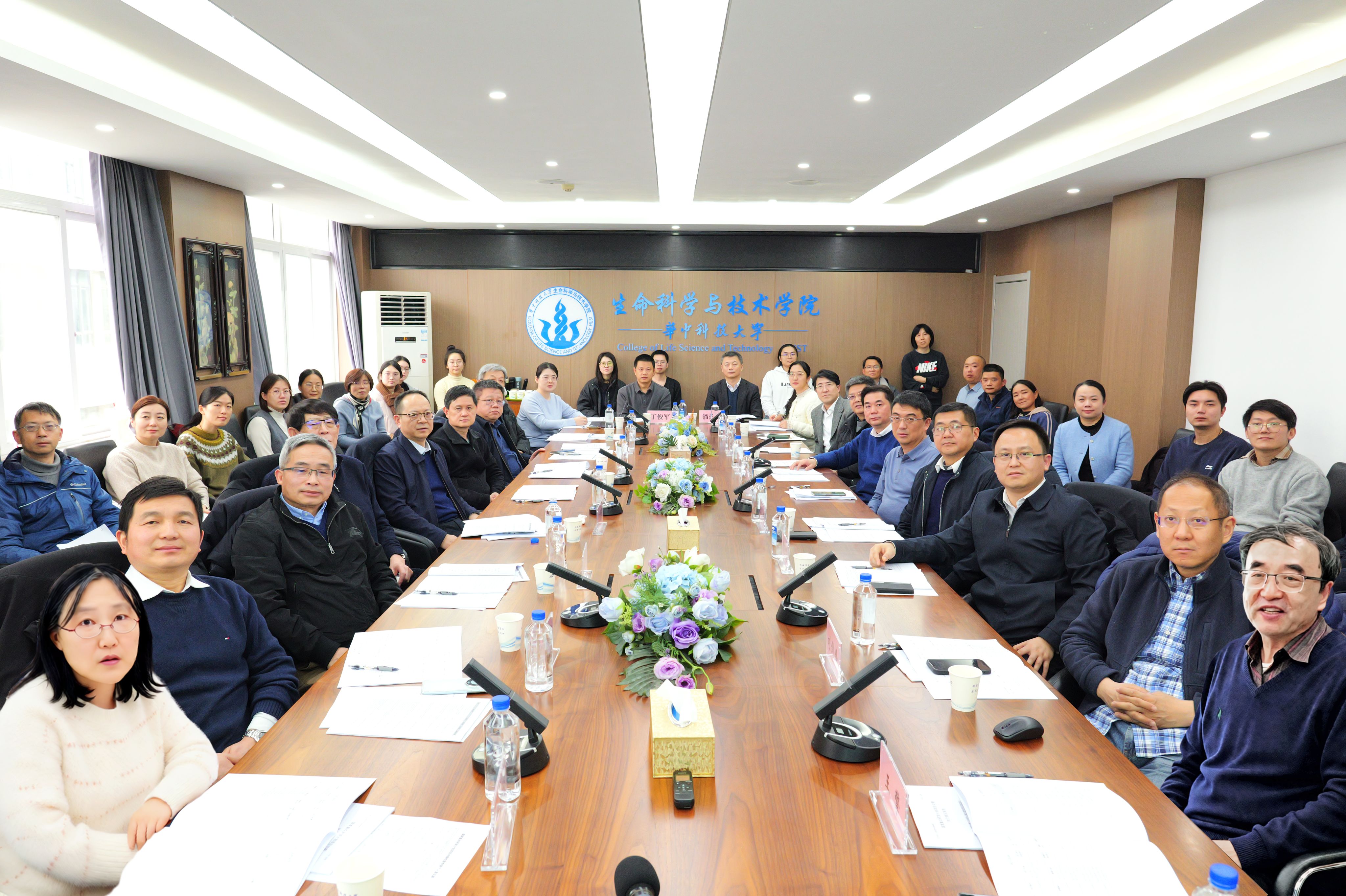 国家重点研发计划“剧烈应激反应诱导心脑失能和猝死的机制与干预研究”项目中期检查会召开