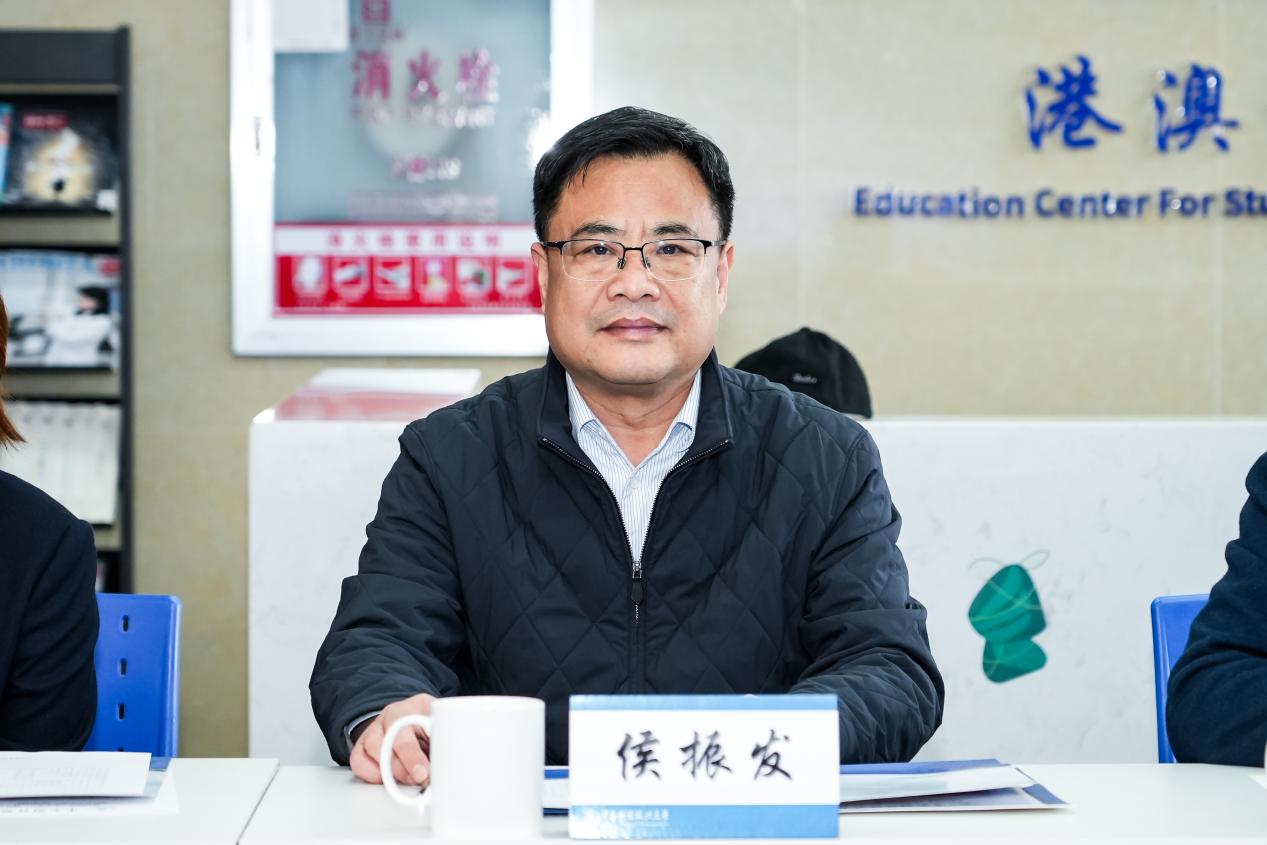 中南财经政法大学举办“同心同向‘十五五’·港澳台青年共担当”座谈会