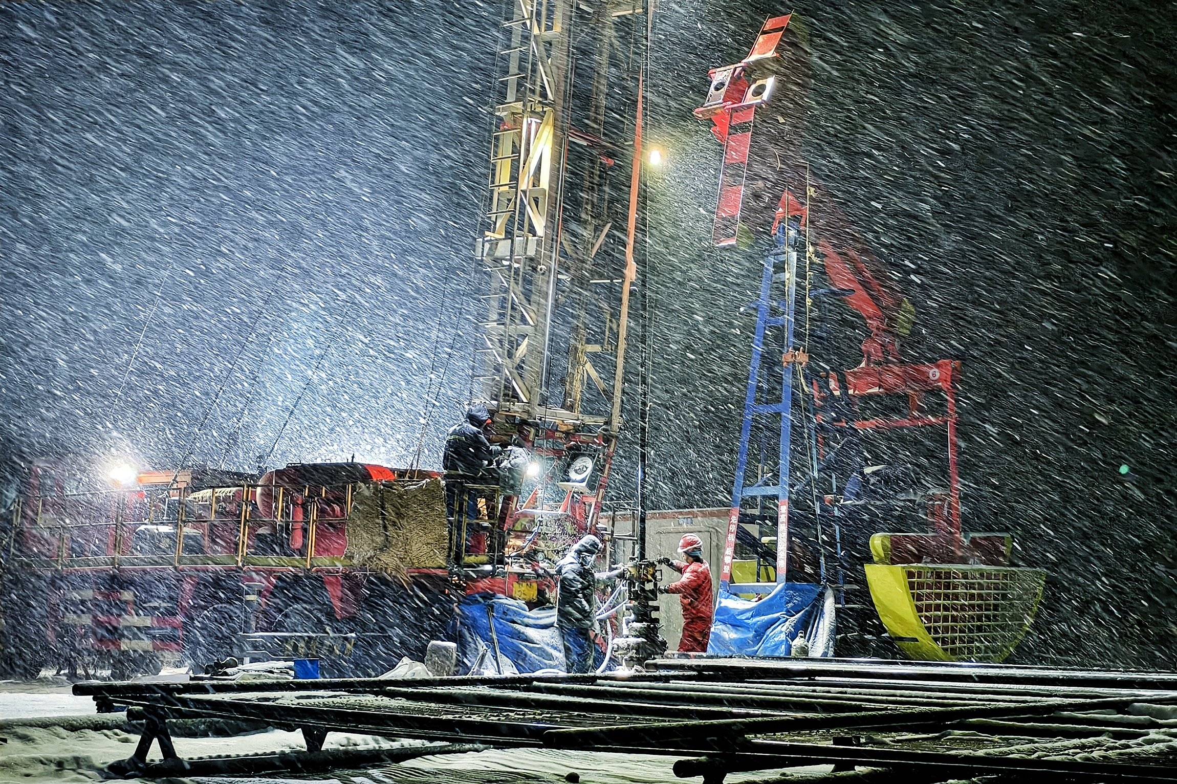 寒冬鏖战保平安——来自风雪一线的报告