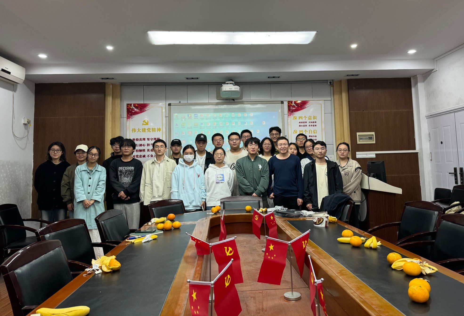 启智润心育英才：2025年度“十佳班主任”揭晓