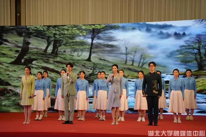 湖北大学在“迎接春天”全民阅读大会获得多项荣誉