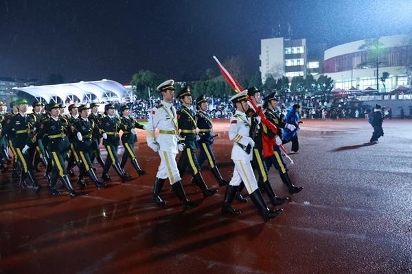 一场延续三十三载的“零点之约”