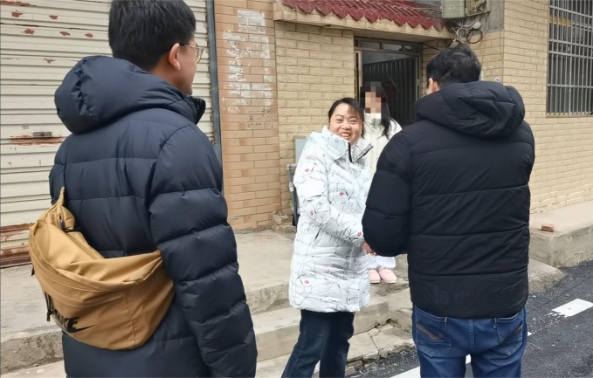 环境科学与工程学院开展寒假贫困生走访慰问活动