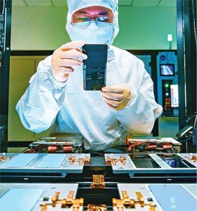 2025武汉政府“账本”出炉：新质生产力动能澎湃，民生幸福账单温暖厚实