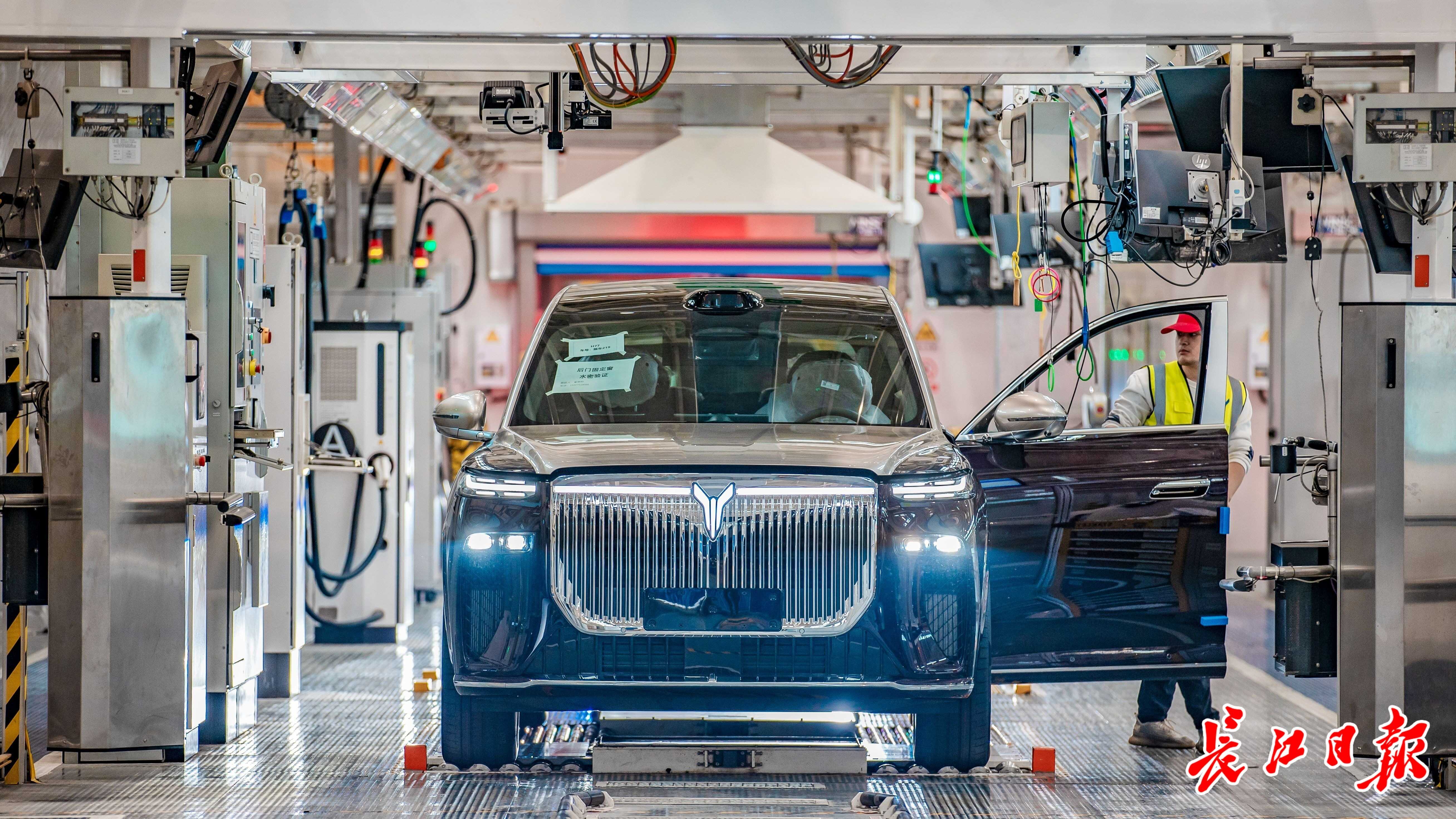 新能源汽车占比首超全国平均水平，武汉实现“油转电”历史跨越