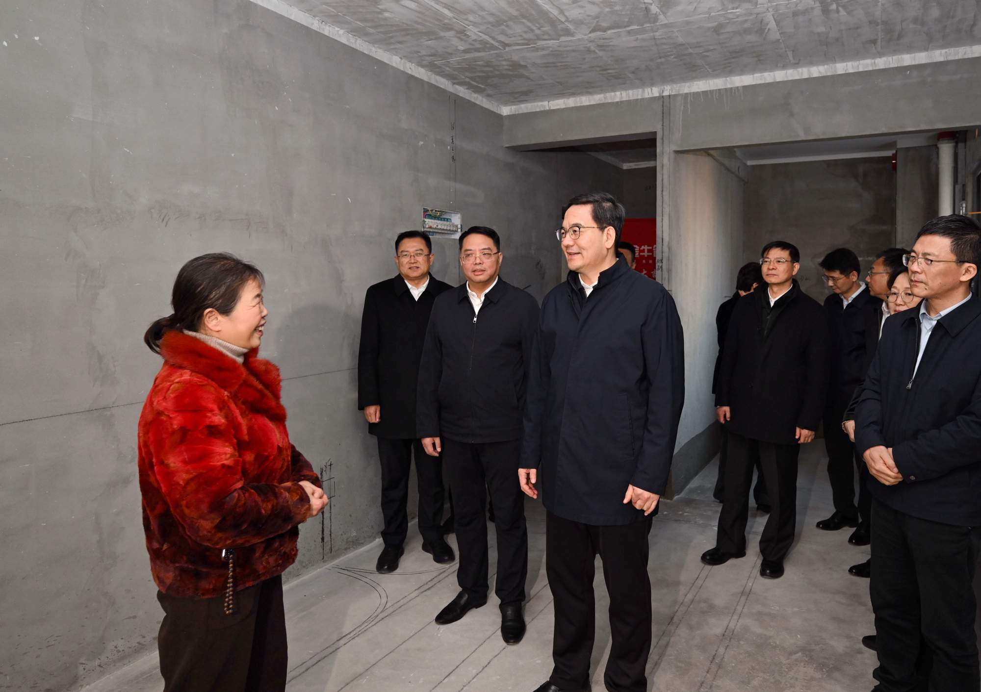 盛阅春调研城市更新和精细化管理：积极改革创新，推广成功经验，以高质量城市更新带动转型发展