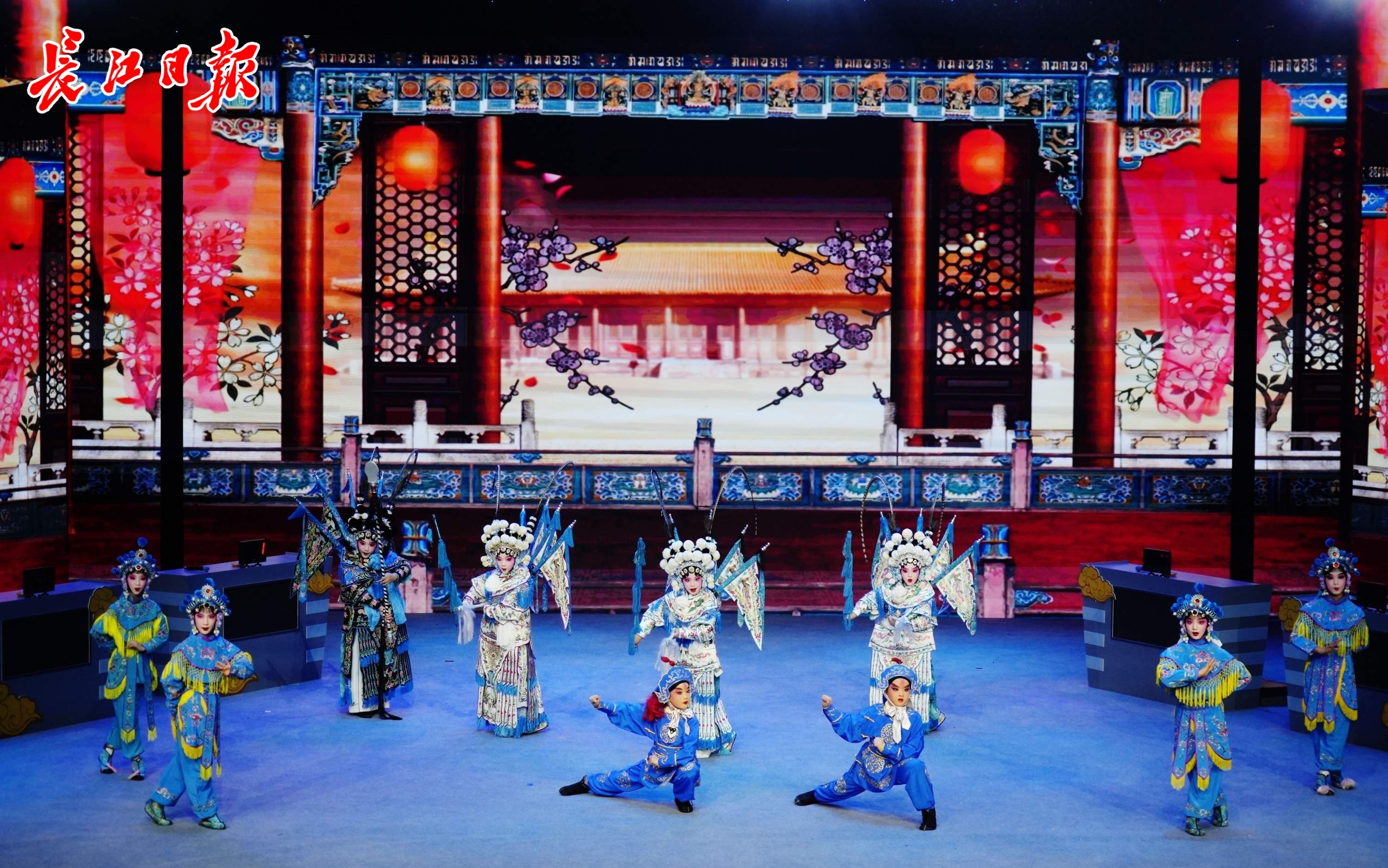 国粹芬芳绽新枝——武汉市校际戏曲争霸赛暨校园戏曲成果展圆满落幕