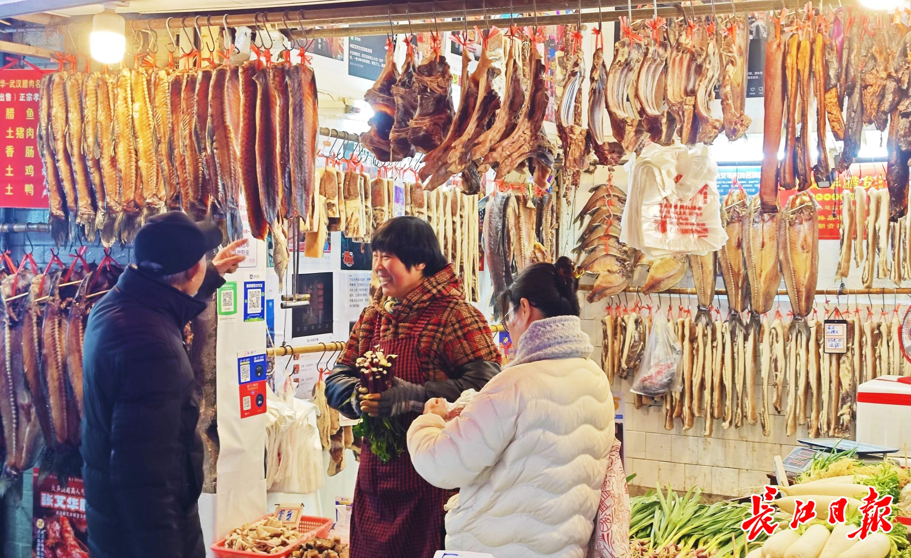 1-5.jpeg 红红火火迎新年,农贸市场有年味