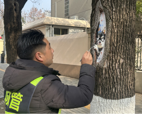 潜江：树洞彩绘赋新颜 精细化治理暖民心