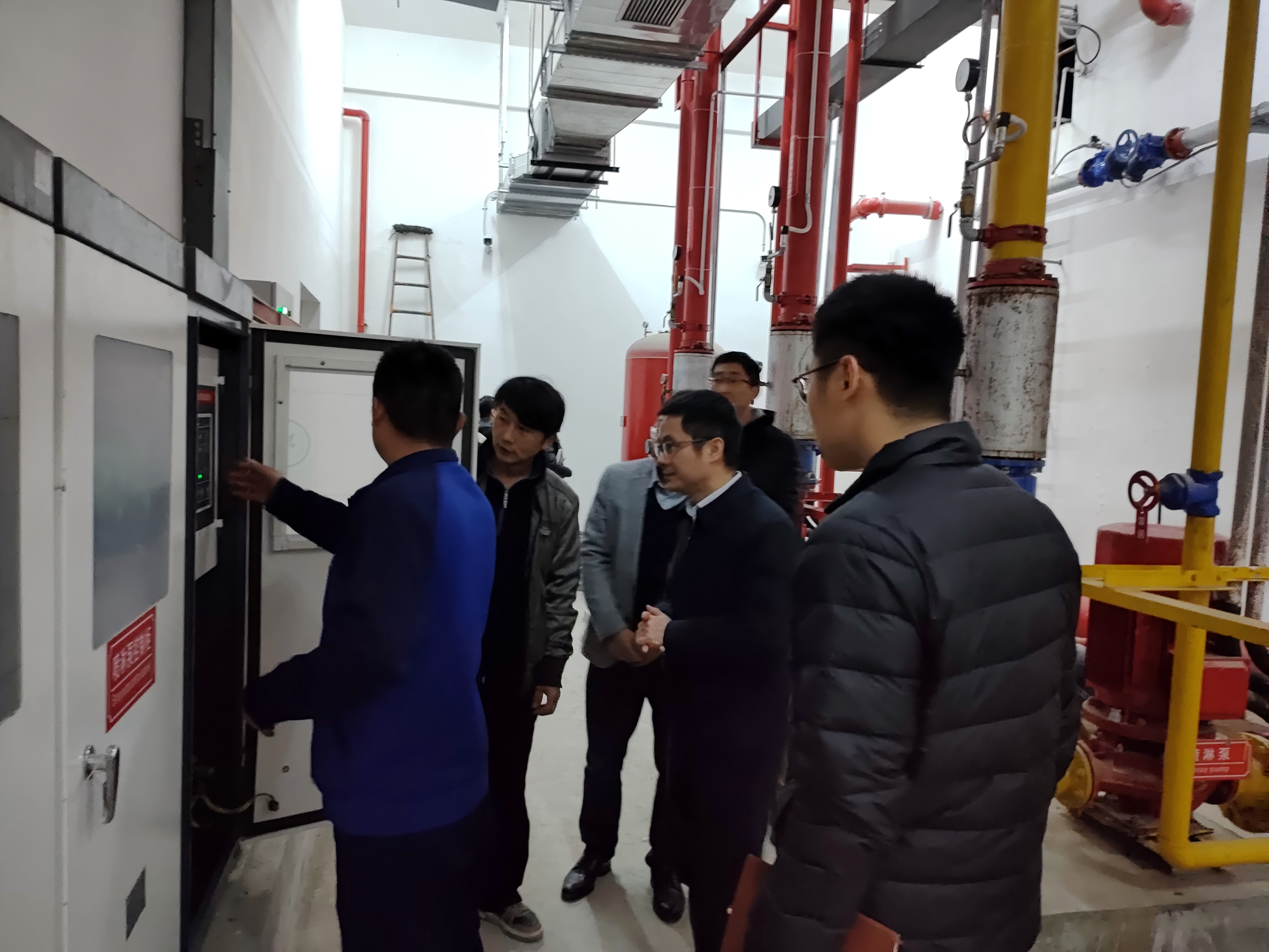 陈柏峰副校长调研平安校园建设情况