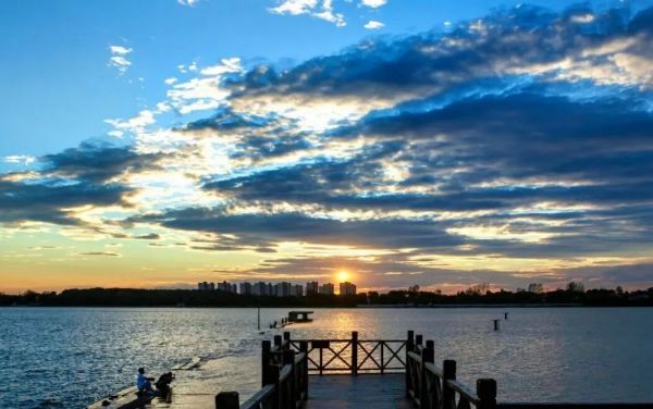 何以荆门 · 漳河水畔问苍穹