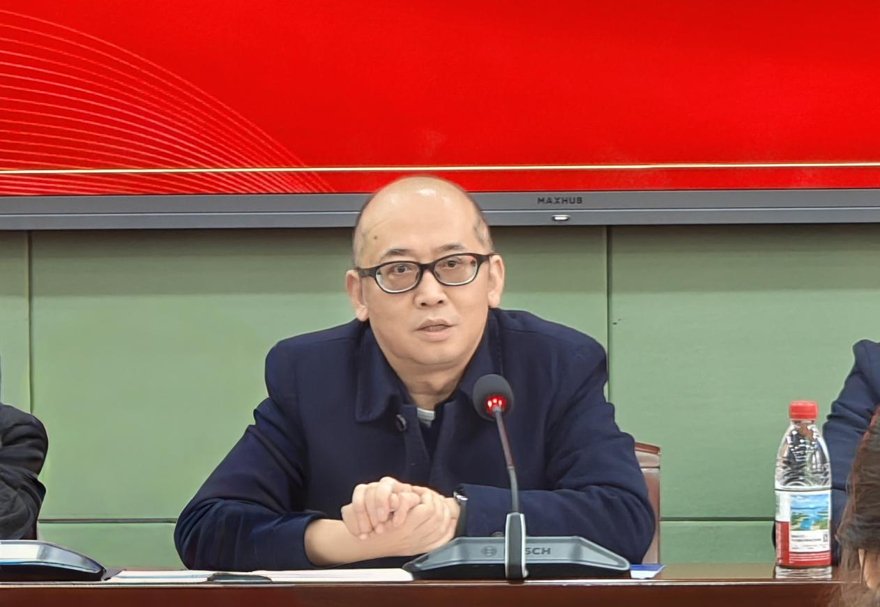 中南财经政法大学2026年度国家“两金”申报学术交流系列活动(重大项目启动暨培训会)顺利举办