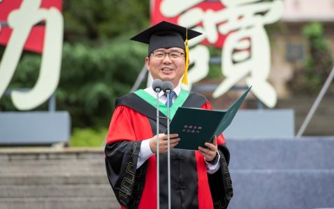 严建兵：拥抱数智时代，推动新文科建设守正创新加快转型