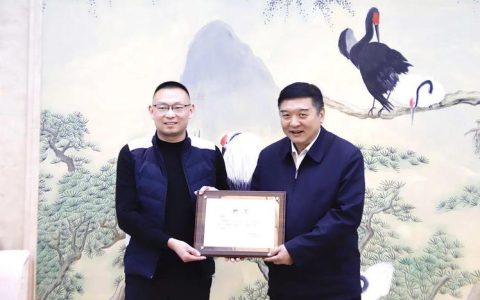 荆门聘任首位外籍招商大使