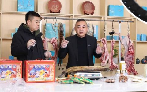 “百人千播”带火黄冈味道