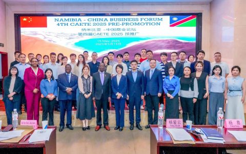 资环学院与纳米比亚盛华矿业开展锰矿资源开发国际交流合作