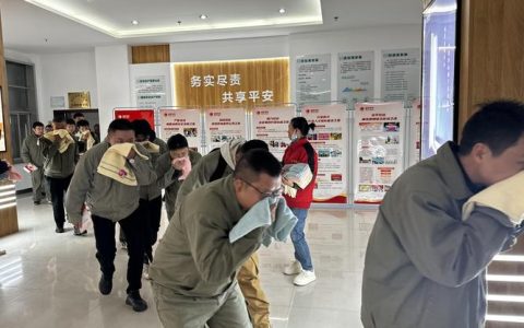 团风县回龙山镇多点发力筑牢冬季安全防线