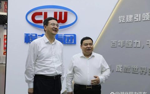 盛阅春与中央在汉及省直媒体负责同志座谈：唱响主旋律、传播正能量，更好助力现代化大武汉建设