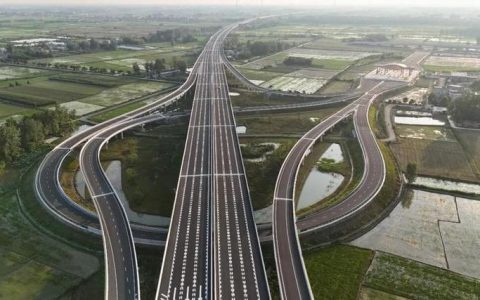 “1万公里”已到临门一脚！湖北开始踩油门了