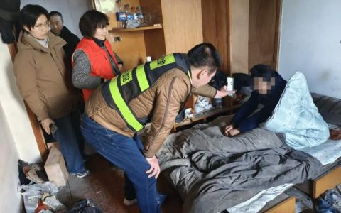 外出打工18年没音讯 两地救助站联手助男子回家