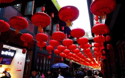 年味渐浓，烟火正盛！跟随镜头，看温暖年味漫遍十堰