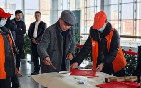 恩施市“暖冬行动”青年志愿服务驿站启用