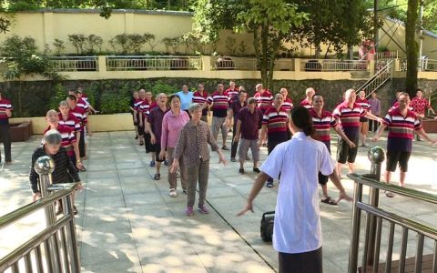 聚焦“三边”守护“夕阳红” 赤壁民政织密织牢养老服务保障网