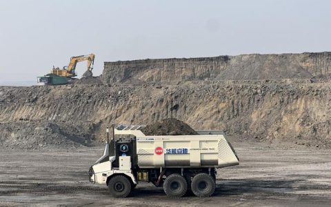 百吨级电动矿卡即将启航海外 武汉智汽园新春序曲“热辣滚烫”