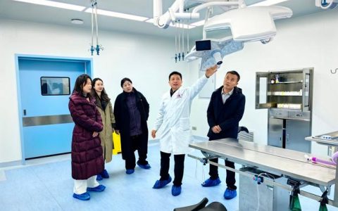 西藏农牧大学副校长曹仲华一行来校交流