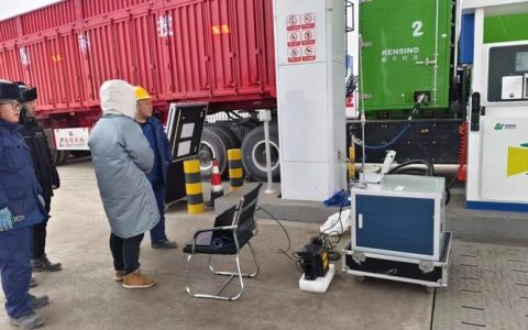 武汉检测企业远赴新疆 戈壁深处高质量校准加氢机