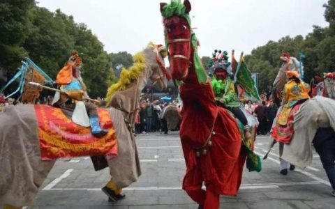 特别报道 | 上马宴 走马灯 玩竹马 十堰这些民俗与马有关