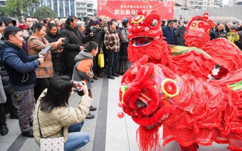 【新春走基层】欢欢喜喜迎新春　热热闹闹过大年