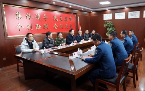 市领导走访慰问驻军官兵和一线工作人员