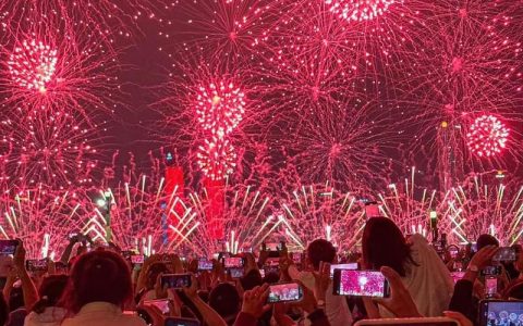 “GO黄冈·嗨大年”点燃满城烟火气