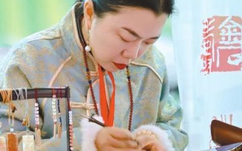 武汉非遗传承人王玮娜——“金石之光”点亮花湖文化星空