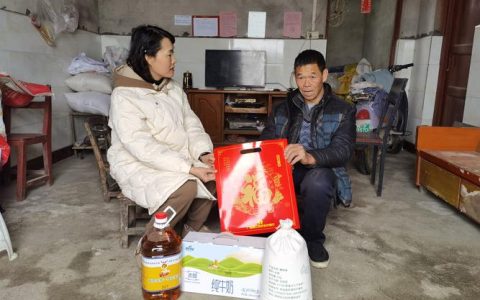 姚江林走访慰问春节值班值守人员