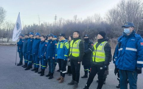 2026节日坚守 | 武当山机场工作人员彭文峰：坚守安检口 守护团圆路