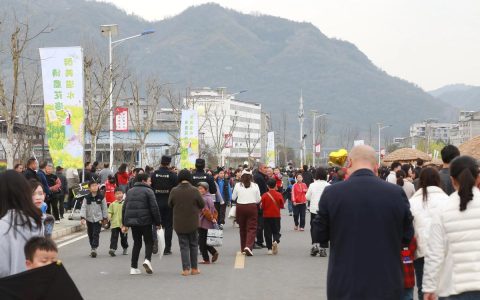 新春走基层 | 竹山县：年味满堵河民俗焕新彩