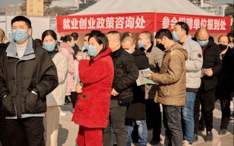 天门强化服务为新就业群体排忧解难